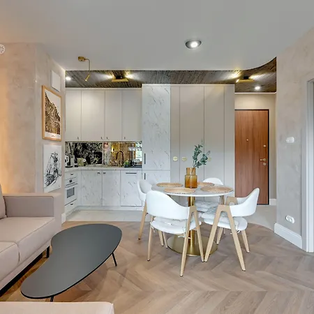 Rentplanet - Sienna Grobla Γκντανσκ