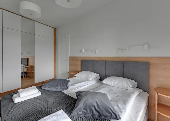 Rentplanet - Sienna Grobla גדנסק