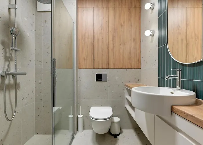 Rentplanet - Sienna Grobla