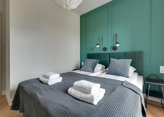 Rentplanet - Sienna Grobla גדנסק